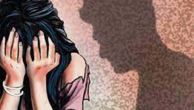 দাদুর হাতে লাগাতার ধর্ষনে অন্তঃসত্ত্বা নাতনি,  ভয়ঙ্কর কাণ্ড ঘটাল বাবা-মা