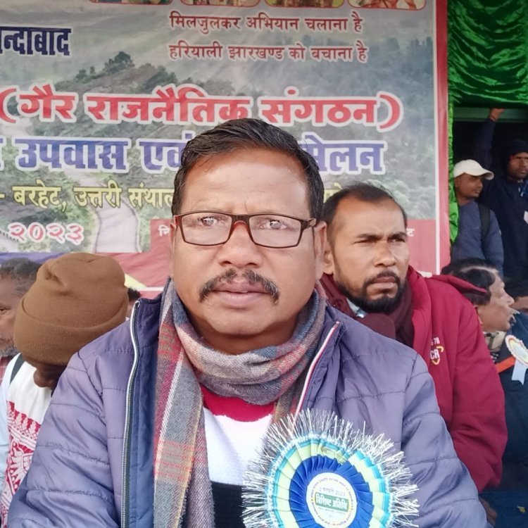 जनजातीय क्षेत्र अनन्दपुर एवं गुदड़ी प्रखण्ड़ के विद्यार्थियों का भविष्य अंधकारमय