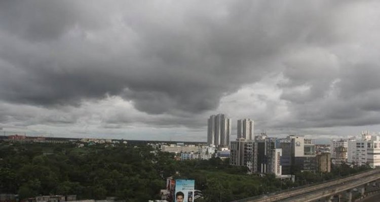 Weather News: কয়েক ঘণ্টার মধ্যেই বৃষ্টিতে ভিজবে বাংলার এই জেলাগুলি