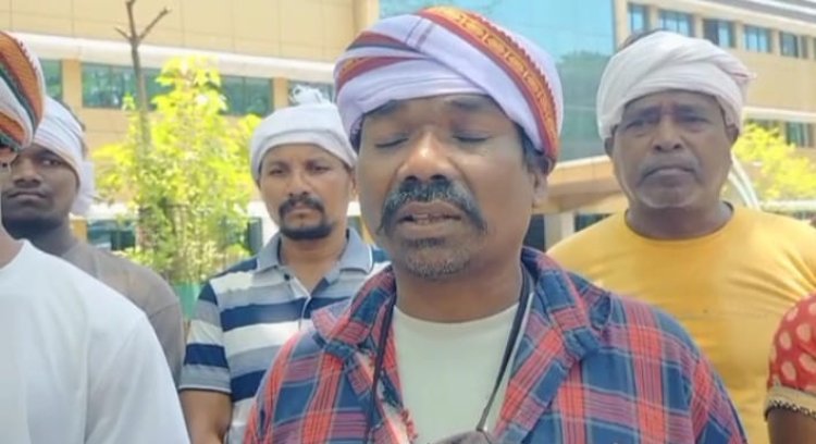 सालखन मुर्मू के खिलाफ एकजूट हुए जिले के मानकी मुंडा, परंपरागत स्वशासन व्यवस्था को ठेस पहुंचाने का लगाया आरोप