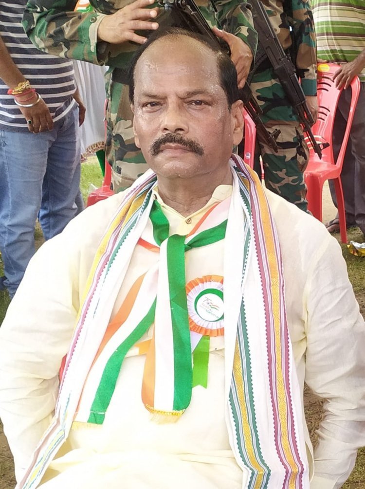 रघुवर ने सीएम हेमंत सोरेन पर तंज़ कसा,  कहा : राज्य का मुख्यमंत्री दिन के 12 बजे जगे, तो उसे सत्ता में बने रहने का अधिकार नहीं