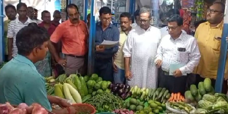 আনাজের দামে আগুন,  বর্ষায় সবজির কালোবাজারি রুখতে কড়া পদক্ষেপ টাস্কফোর্সের