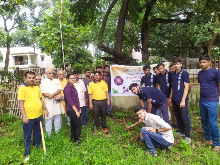 गायत्री परिवार के युवाओं ने किया एनआईटी परिसर में पौधा रोपण
