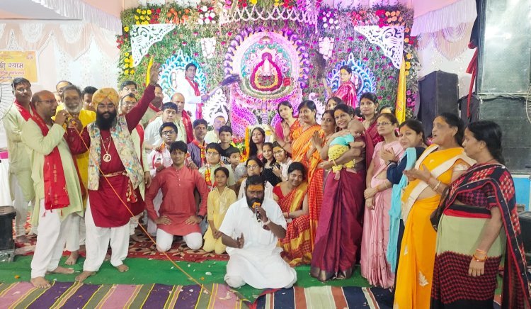जमशेदपुर : पागल पागल मैं तो पागल हो गया... जैसे भजनों पर परसुडीह में खूब झूमे श्रद्धालु
