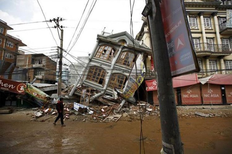 Nepal Earthquake: नेपाल में मची तबाही, 143 की मौत, दिल्ली-NCR,बिहार-झारखंड में भी महसूस किये गये झटके
