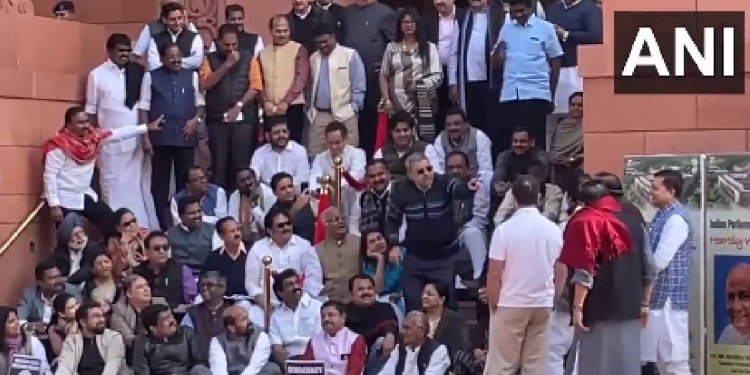 রাজ্যসভার চেয়ারম্যান ধনখড়ের 'মিমিক্রি', বিতর্কে TMC সাংসদ কল্যাণ বন্দ্যোপাধ্যায়
