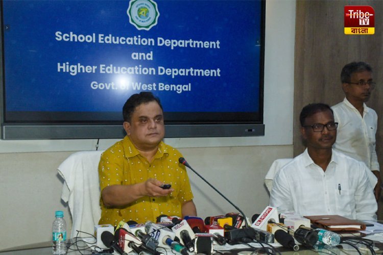 নারী সুরক্ষায় জোর শিক্ষা দফতরের,  হোয়াটস অ্যাপে  অভিযোগ জানাতে পারবেন পড়ুয়ারা