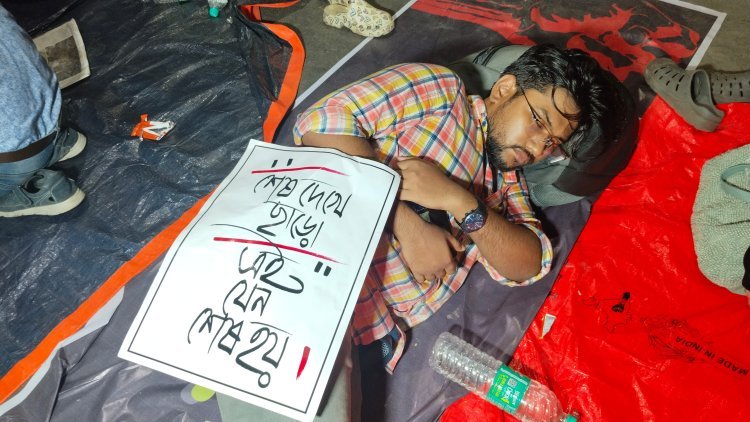 স্বাস্থ্য ভবনের ই-মেইলের ভাষায় অসন্তুষ্ট ডাক্তাররা,  অগ্নিমিত্রাকে দেখেই 'গো ব্যাক' স্লোগান আন্দোলনকারীদের